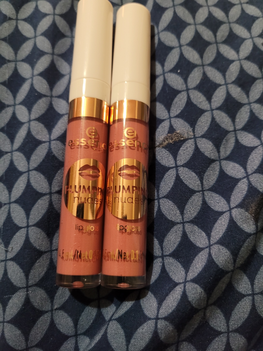 Essence Plumping Lip Gloss Duo - Rose Bronze Shades 03 Shes So Extra BNWOB
